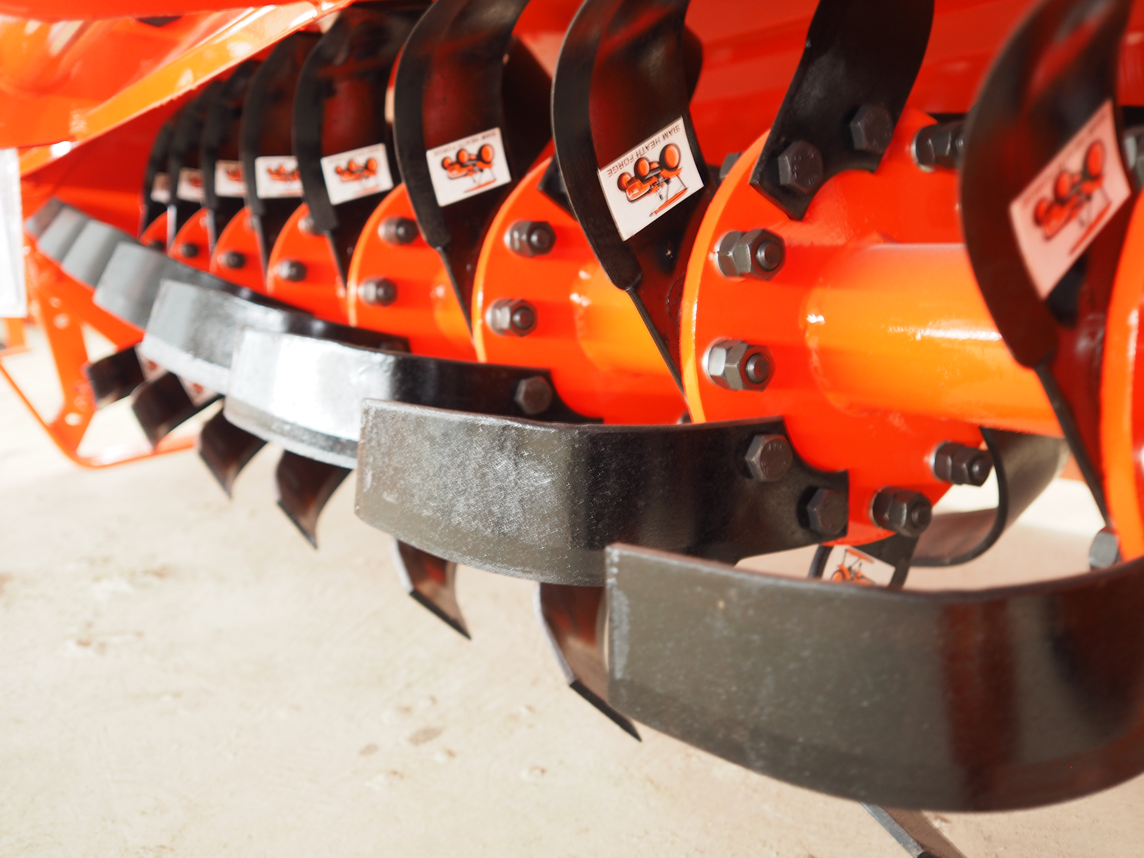 จอบหมุนโรตารี่ 2200 ภาพที่ 2